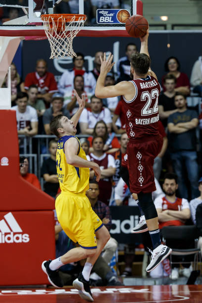 在现代足球 在现代足球