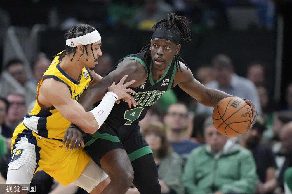 主力后卫在 主力后卫在